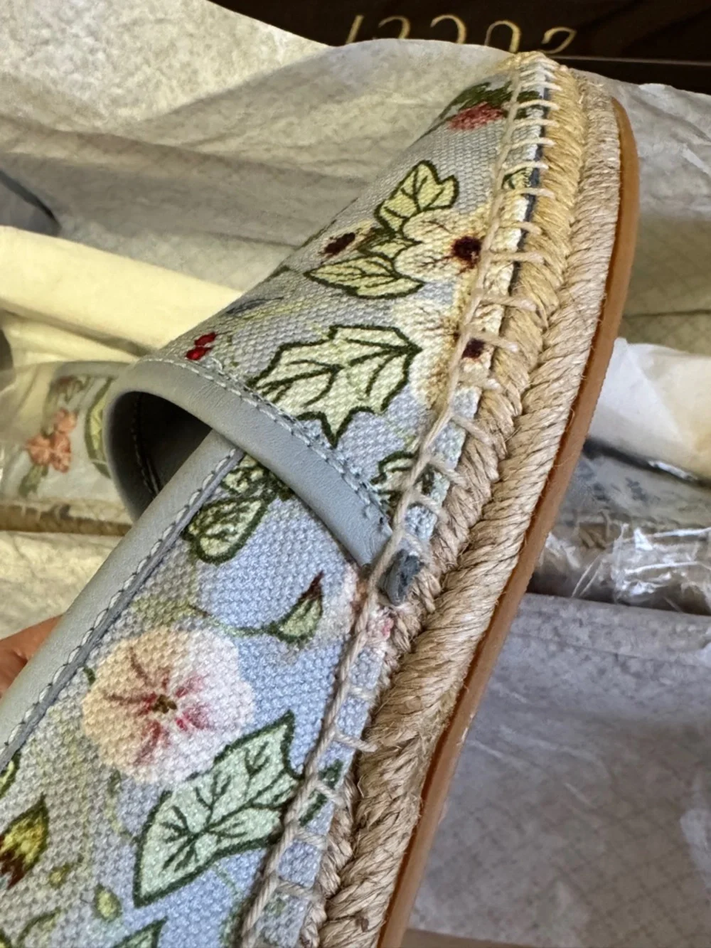 NEW Gucci Floral Espadrilles 38.5